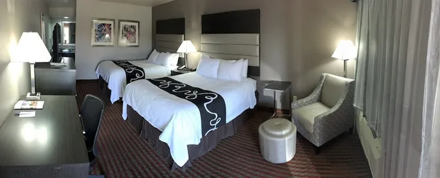 غرفة قياسية بسريرين كوين لذوي الإعاقة، Best Western Deming Southwest Inn 2/4