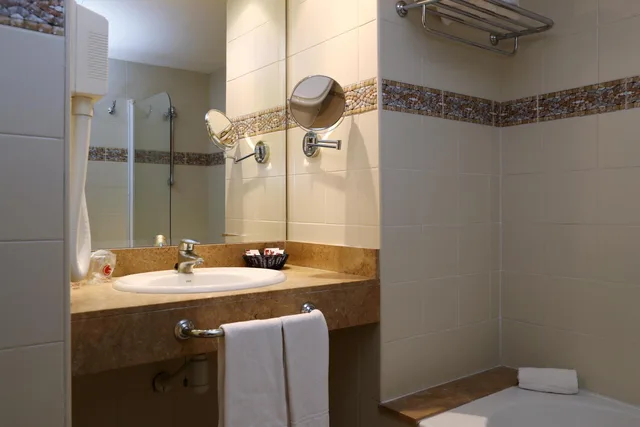 غرفة ديلوكس ثلاثية بثلاثة أسرّة، Hotel Guitart Central Park Aqua Resort 3/4