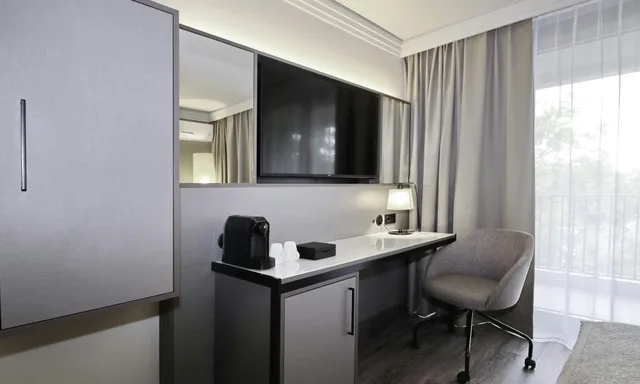 غرفة كومفورت بسريرين منفصلين، LEONARDO HOTEL HANNOVER 5/5