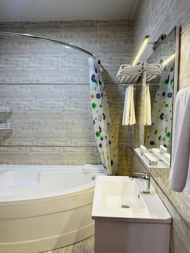 غرفة قياسية بسريرين منفصلين، Garden Plaza Bukhara 2/2