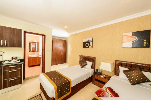 غرفة قياسية بسرير مزدوج أو سريرين منفصلين بإطلالة على البحر، Bravo Royal Hotel Suites 3/5