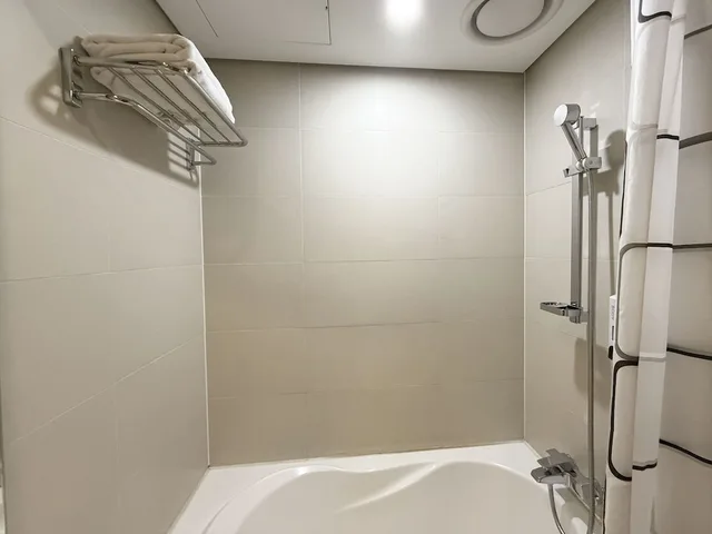غرفة سوبيريور بسريرين منفصلين بحوض استحمام، Mohenic Hotel Seoul Myeongdong 10/10
