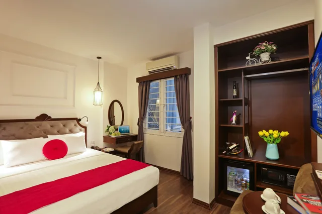 غرفة ديلوكس بسرير كوين بإطلالة على المدينة، HANOI LA VISION HOTEL 2/7
