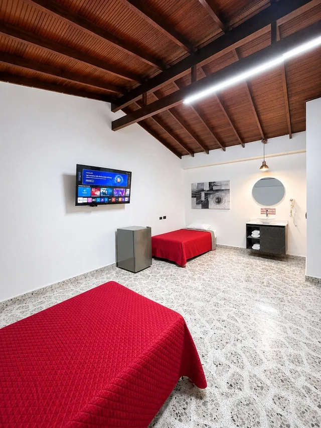 غرفة قياسية رباعية، Ofix Hotel 10/10