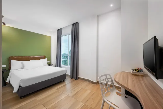 Standard, Queen Bed, The Bayou Hotel Langkawi 1/3