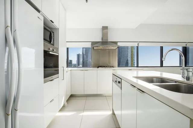 شقة بسرير مزدوج وسريرين منفصلين بإطلالة على البحر بـ3 غرف نوم، Ultra Broadbeach 8/8