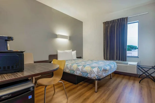 غرفة قياسية بسرير كوين لذوي الإعاقة، Motel6 Texas City, TX - I-45 South 2/9