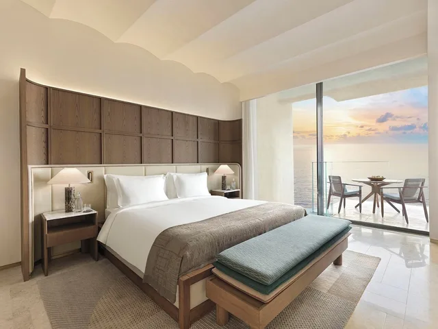 Pearl, Suite, King Bed, Palm Sea View, Sea View, Sofa، Six Senses The Palm, Dubai 1/2