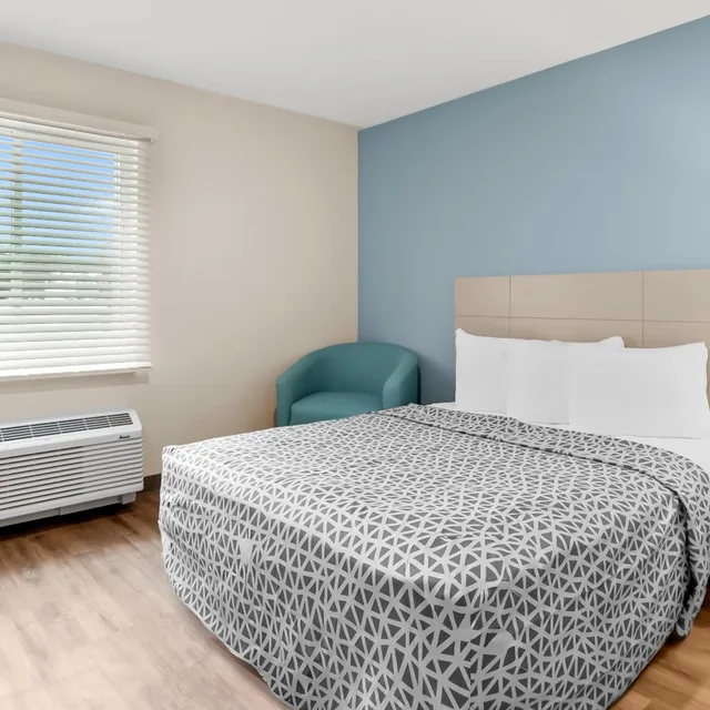 جناح بسرير كوين لذوي الإعاقة، WoodSpring Suites Pensacola West 2/8