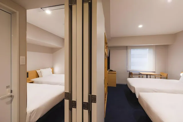 غرفة عائلية بسريرين منفصلين بغرفتي نوم، Sotetsu Fresa Inn Sapporo-Susukino 1/2