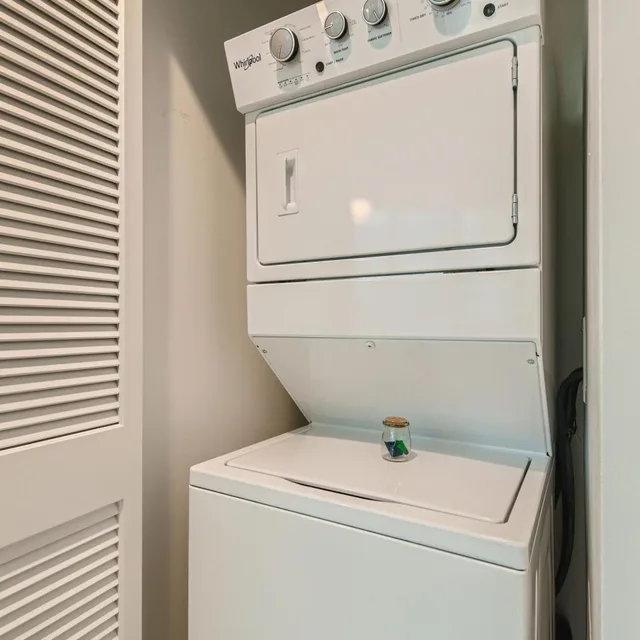 1 Bedroom, Den, South Wing، Sentral Michigan Avenue 3/3