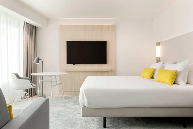 غرفة عائلية بسرير كينج مع أريكة، Courtyard Paris Gare de Lyon 3/4