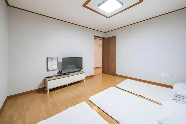 Ondol, Family, Single Bed, 25 Pyeong, Gallery Hotel Be 3/3