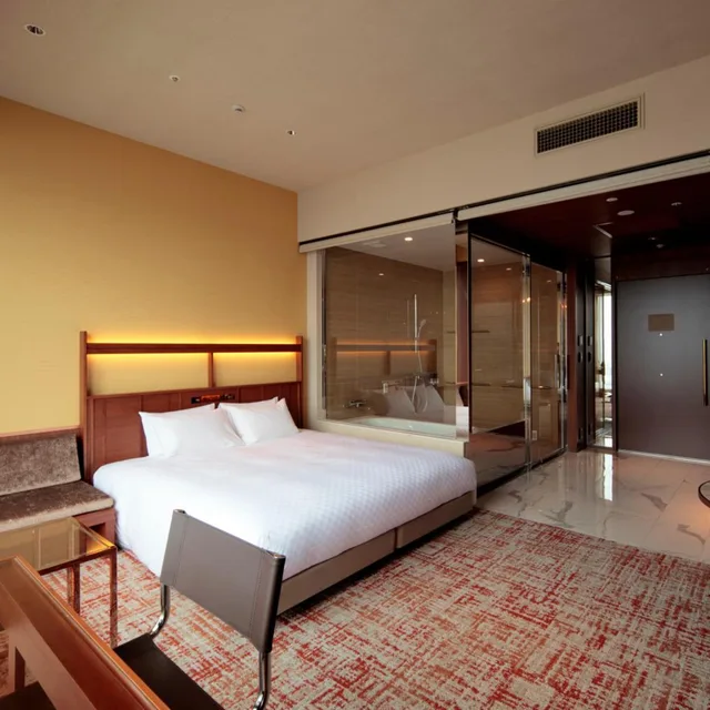 غرفة بريميوم بسرير كينج لذوي الإعاقة، Candeo Hotels Osaka Hirakata 1/6