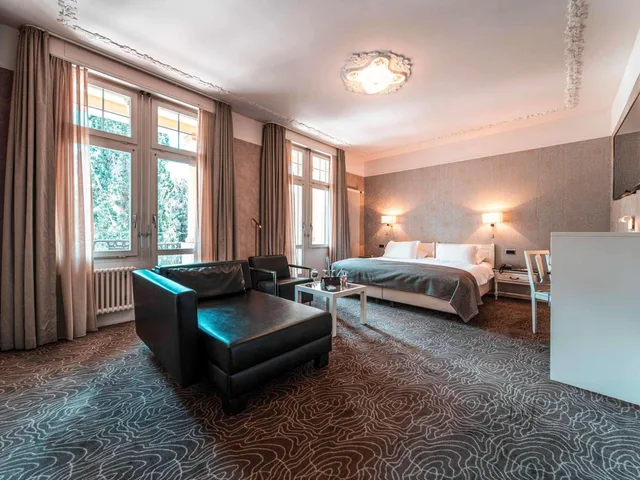 غرفة ملكية سوبيريور بسرير كينج، Hotel Royal St Georges Interlaken MGallery 7/10