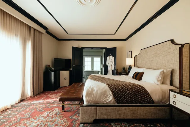 Premier, King Bed, The Oliver Hotel of Oxford 4/6