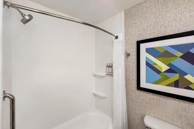 جناح بغرفتي نوم، Holiday Inn Express Suites Anniston Oxford 4/4