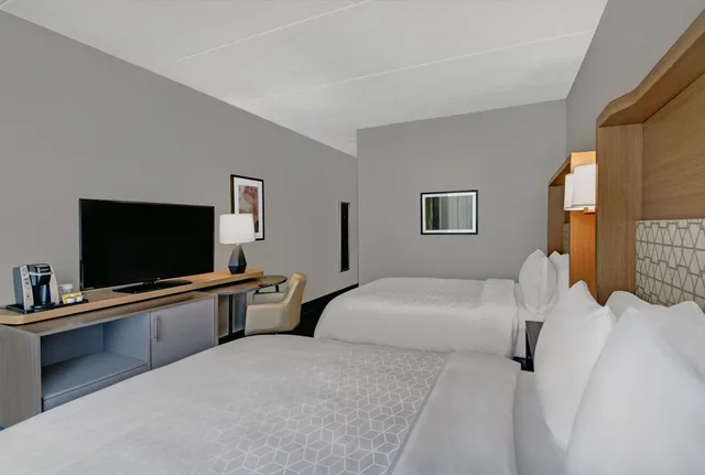 غرفة بسريرين كوين لذوي الإعاقة، HOLIDAY INN PHILADELPHIA-CHERRY HILL 1/6