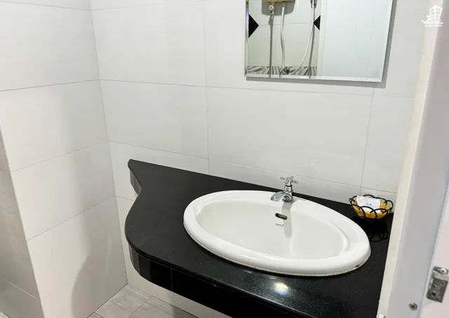 غرفة بسرير كينج بشرفة، Jacky Chan Hotel 7/9