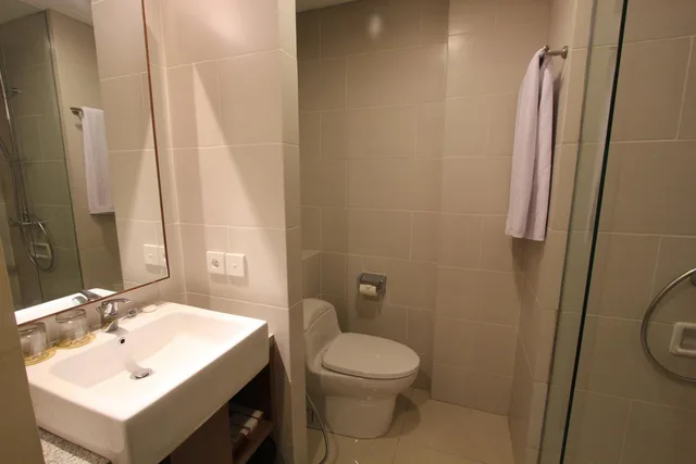 غرفة ديلوكس بسرير مزدوج بإطلالة على المدينة في طابق مرتفع، Grand La Walon Hotel 9/10