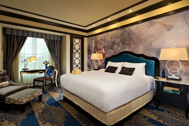 غرفة ديلوكس بسرير كينج، Saratoga Casino Hotel 1/2