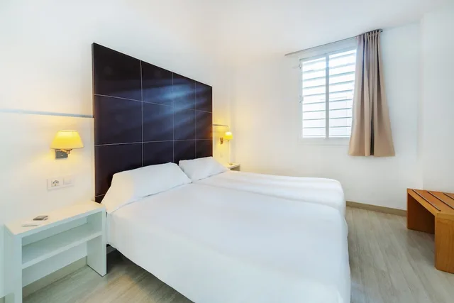 شقة بسريرين منفصلين بغرفة نوم واحدة مع أريكة، Aparthotel Club Simo 1/8
