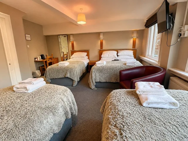 غرفة رباعية بأربعة أسرّة، Hedley House Hotel 1/4