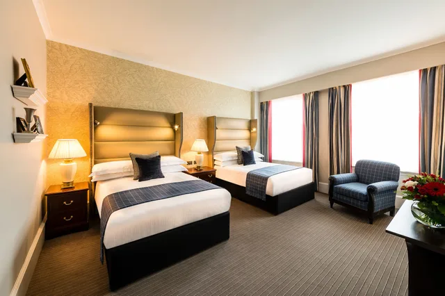 غرفة فاخرة بسريرين مزدوجين، The Baileys Hotel London 1/7