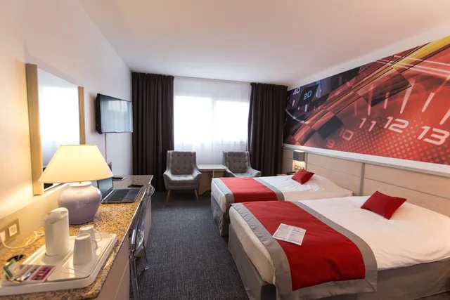 غرفة بسريرين منفصلين، Hotel Le Paddock 3/9