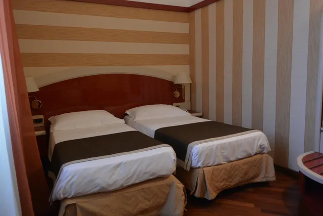غرفة بسريرين منفصلين، Mercure Kyoto Station 4/8