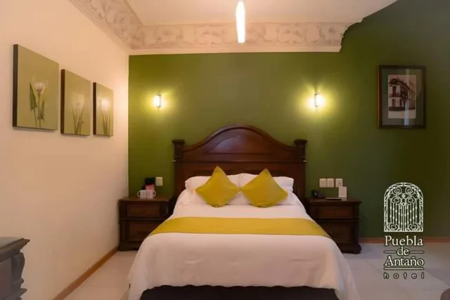 جناح جونيور، Puebla De Antano Hotel 2/10