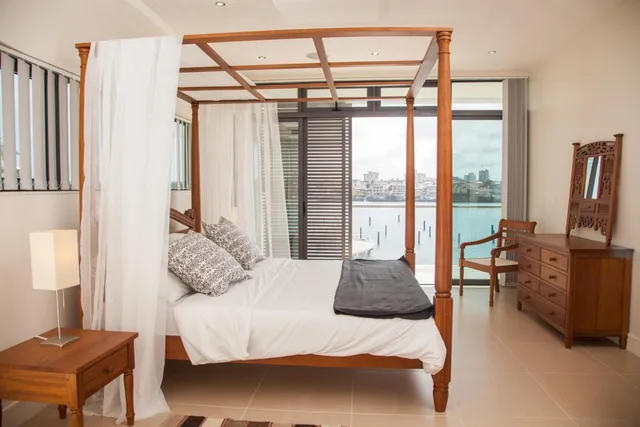 Ocean Front Luxury Suite، English Point Marina Hotel 9/10