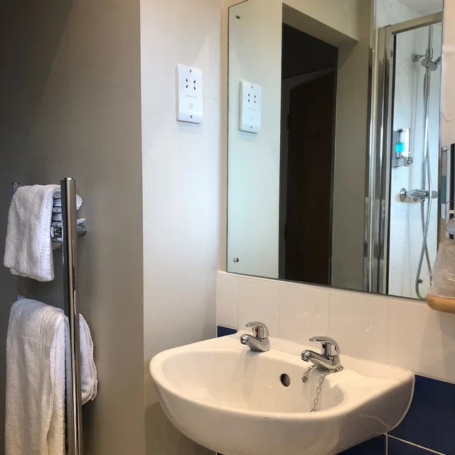 غرفة بسرير مزدوج، Windermere Manor 6/7
