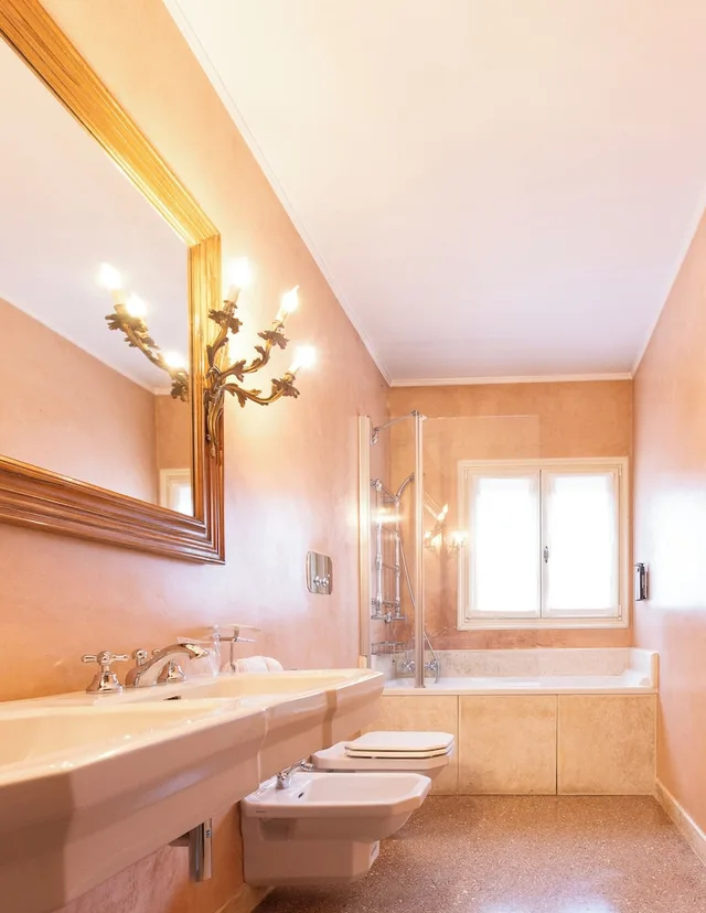 جناح ملكي بسرير كينج بإطلالة على القناة، Palazzetto Pisani Boutique Resort 6/7
