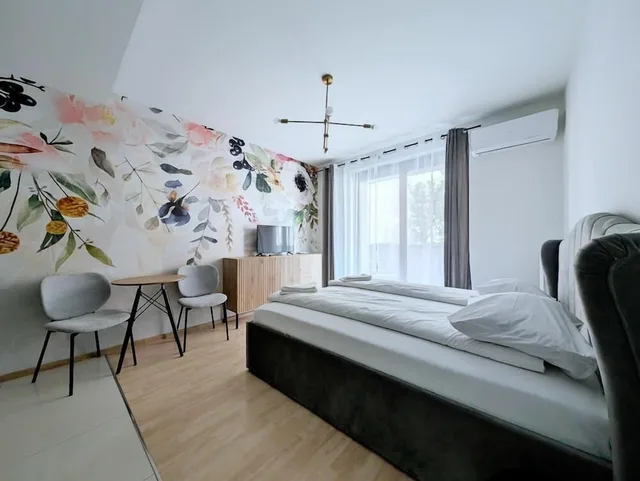 استوديو بسرير كوين بشرفة، Turnau City Aparthotel 3/5