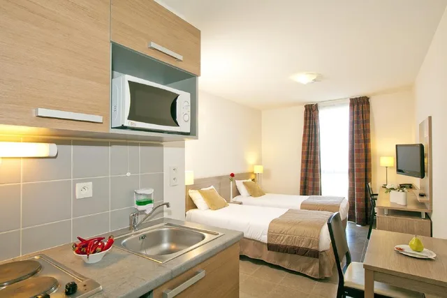 Studio, Twin Beds, Sejours & Affaires Moulin Neuf Manosque 1/1