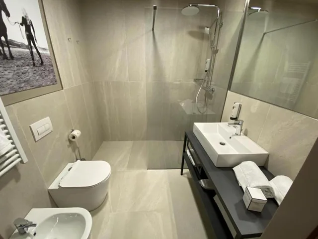 غرفة كومفورت مفردة، Amedia Milan, Trademark Collection by Wyndham 4/10