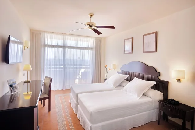 Room, King Bed, Occidental Jandia Mar 2/5