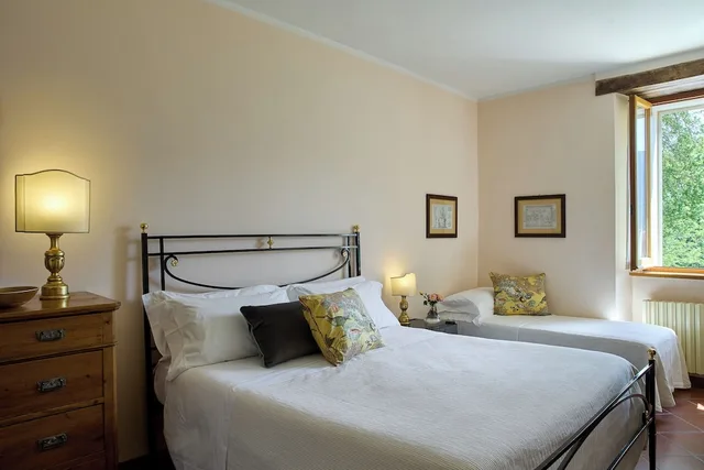 غرفة ثلاثية بسرير مزدوج وسرير فردي، Albergo Villa Cristina 1/3