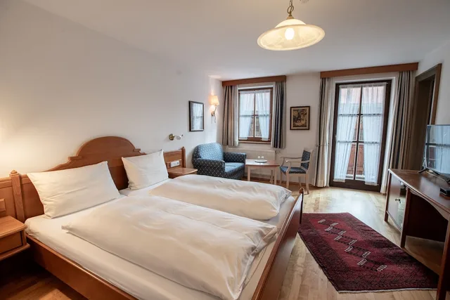 غرفة ديلوكس بسرير كينج مع أريكة، Hotel Oberschmied 4/4