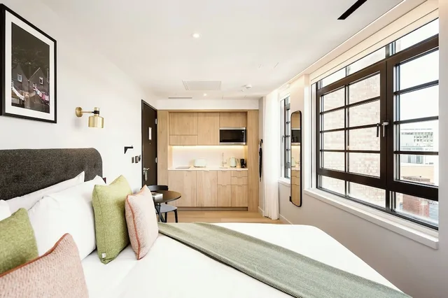 Studio, King Bed, Wilde Aparthotels, London Liverpool Street 3/7