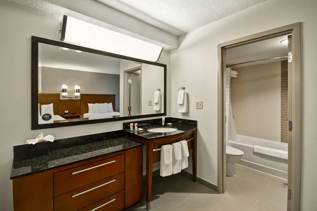 غرفة بسريرين مزدوجين، Hyatt Place Columbus/Worthington 4/4