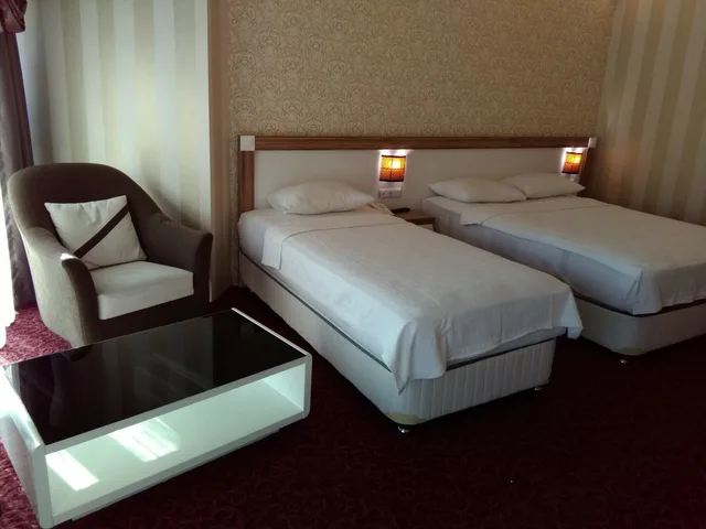 غرفة ثلاثية بسرير مزدوج وسرير فردي، RMS Atlas Otel 2/2