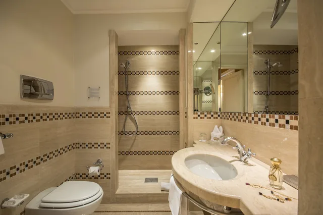 غرفة ديلوكس بسريرين منفصلين، Hotel Corona d Oro 1890 5/8