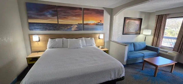 جناح استوديو بسرير كينج، Days Inn by Wyndham Elberton 2/6
