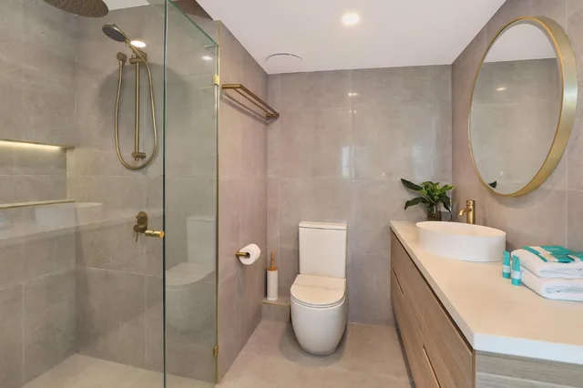 2 Bedrooms, Superior, Apartment, Ocean Front, Grand Palais Beachside Resort 2/3