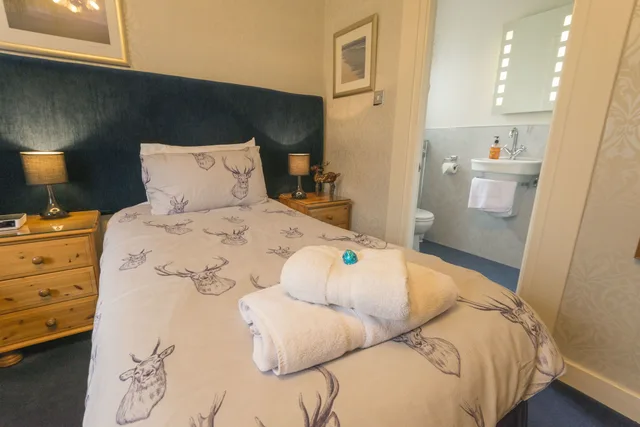 غرفة بسريرين منفصلين، Dionard Guest House 3/6