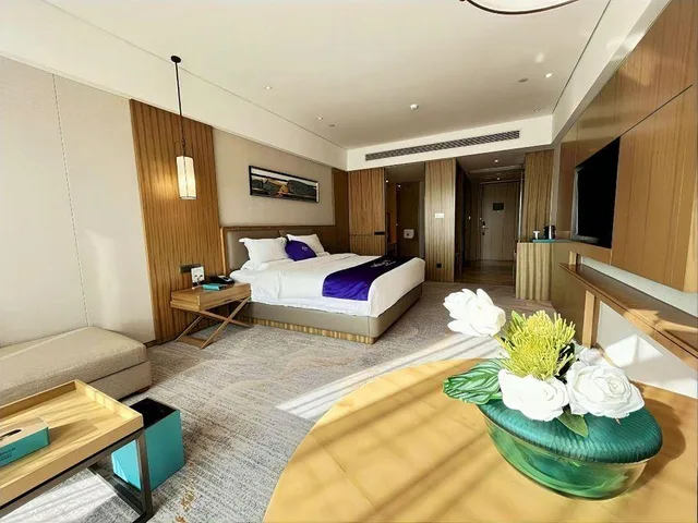 غرفة بريميير بسرير كينج، Wyndham Kaili Downtown 1/1