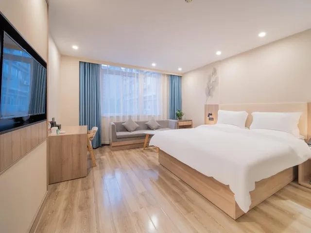 غرفة بسرير كينج، Greentree Inn Nantong Jiaoyu Road Hotel 1/1