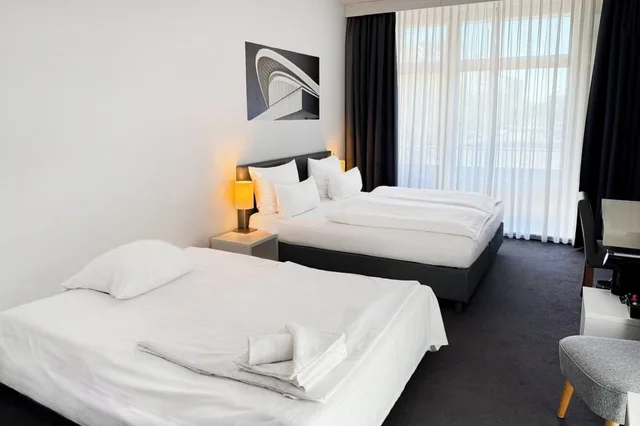 Premium, Multiple Beds، Garner Hotel Berlin - Gendarmenmarkt by IHG 1/4